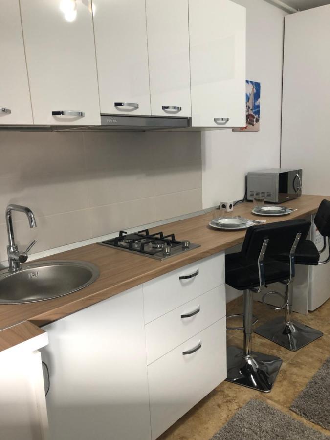 Smaraldul Madalinei Apartment Констанца Екстериор снимка
