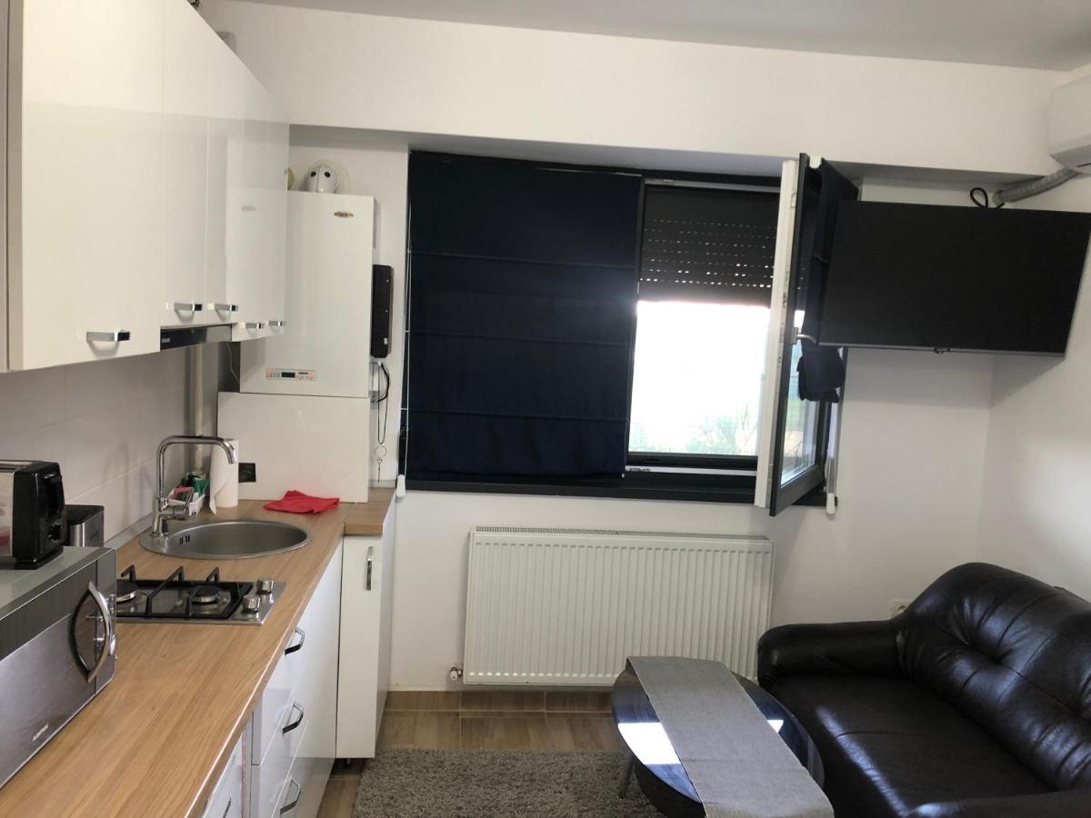Smaraldul Madalinei Apartment Констанца Екстериор снимка